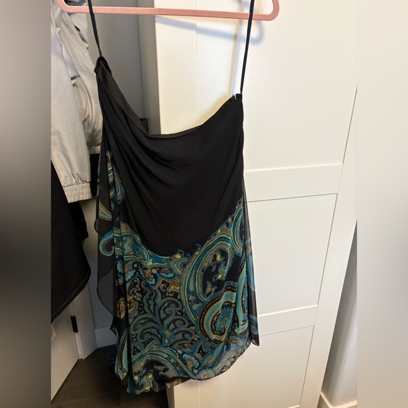 Le Chateau Dresses & Skirts - Beautiful Ladies Off the Shoulder Dress
